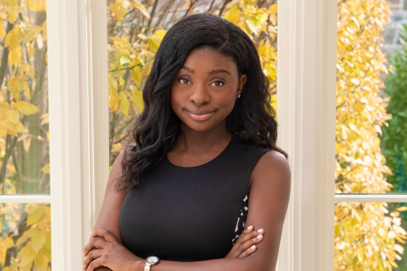 TomiAkinmola-800x533 Alumni Spotlight: Tomi Akinmola '21L