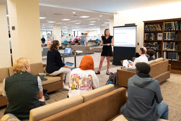 DSC01486-600x400 W&L’s Annual Spring Term Showcase to be Held May 24 in University Library